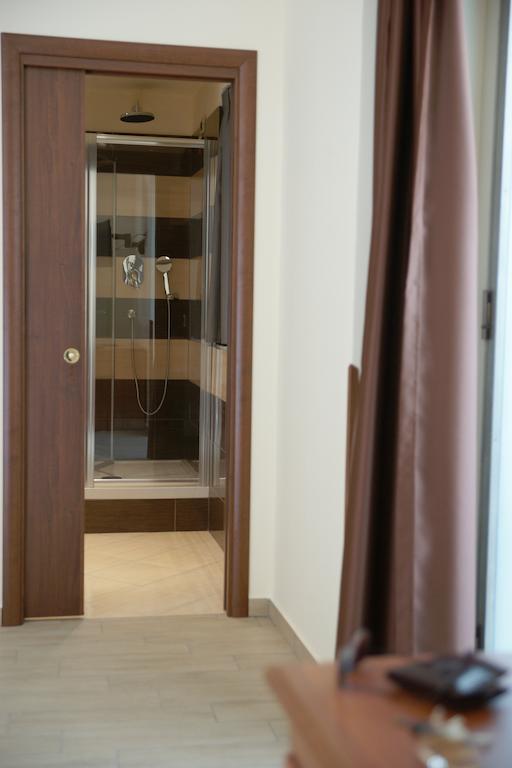 Hotel Sofia 3*